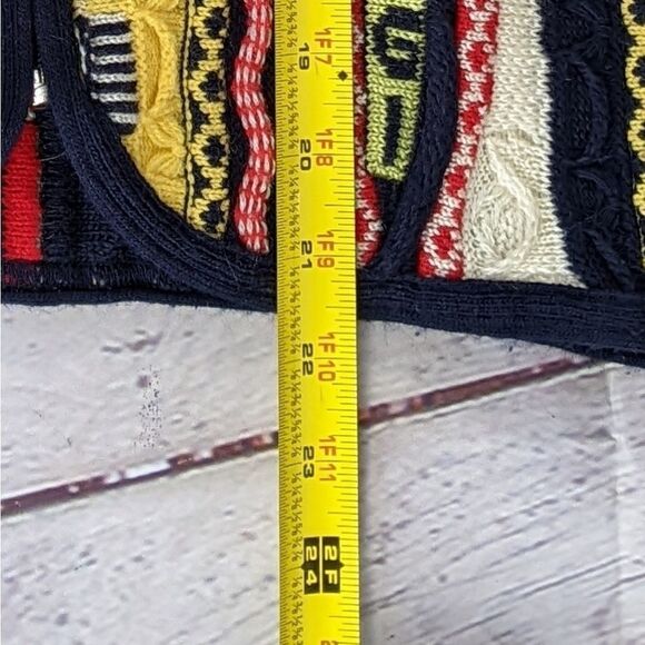 COOGI Vintage Zip Up Sweater - Picture 11 of 12